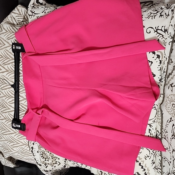 4 pair of women's size 8 shorts - Picture 5 of 16